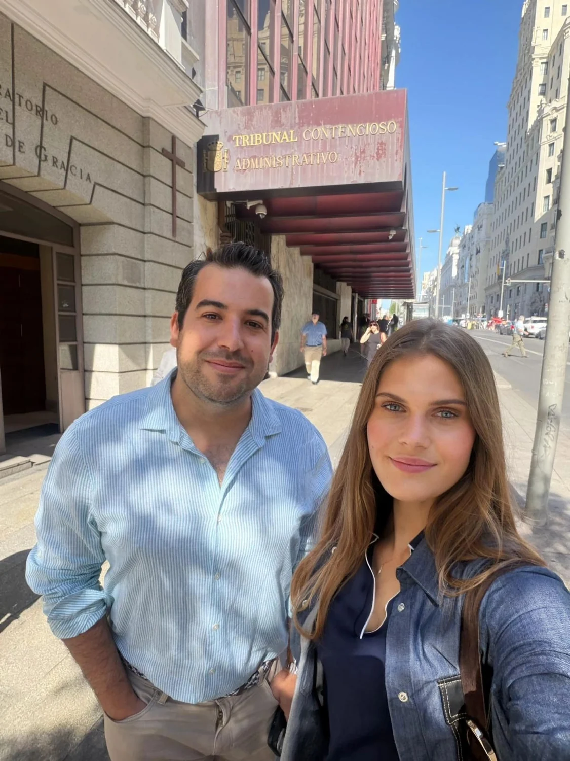 Carlos Cuadrado y Polina Poloziuk ante el Tribunal Contencioso-Administrativo, Madrid.